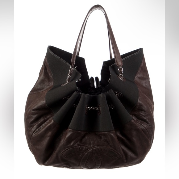 LAMBSKIN LEATHER DRAWSTRING CHANEL BAG - Picture 7 of 14